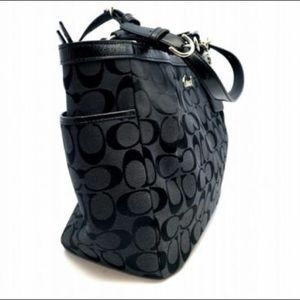 Black tote bag